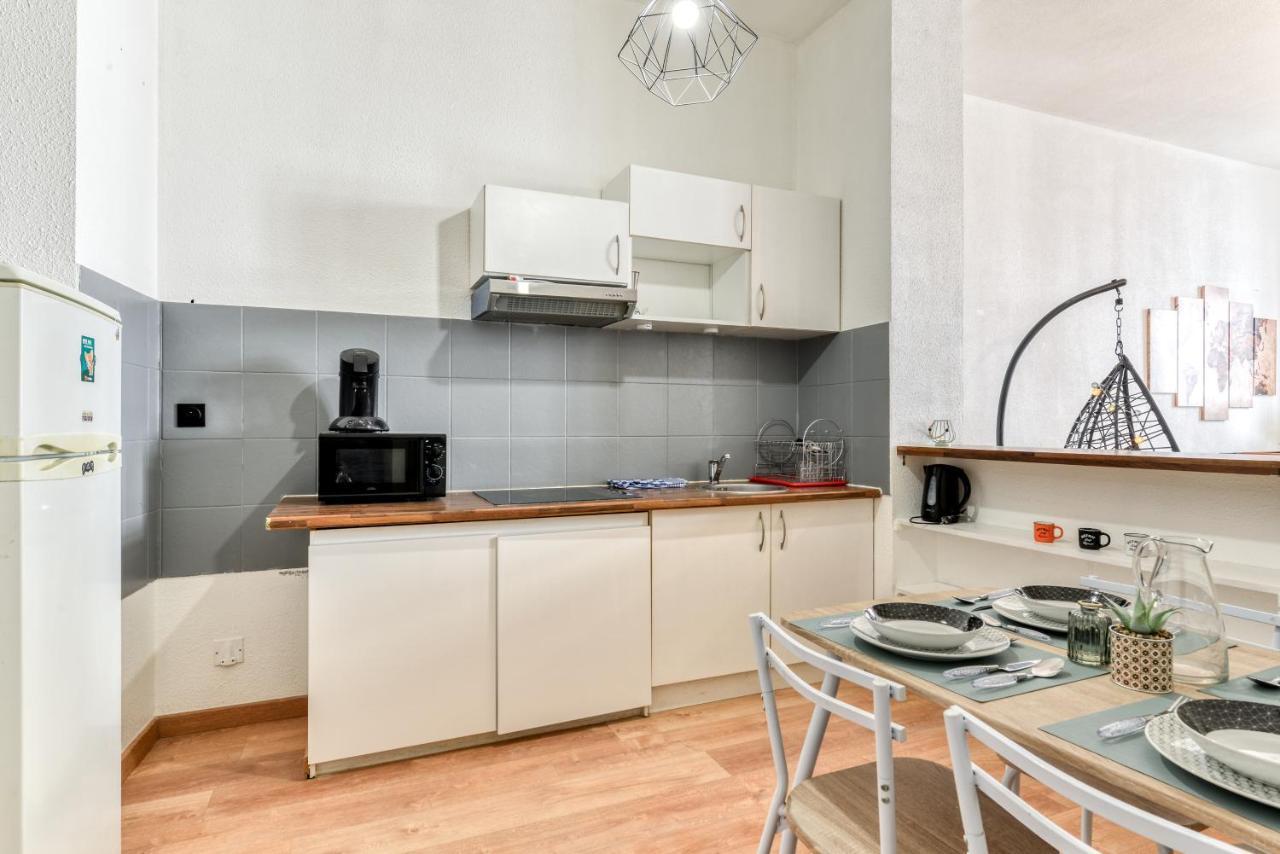 Parenthese Occitane -Wifi - Balneo- Parking Gratuit - Netflix Apartment Carcassonne Ngoại thất bức ảnh