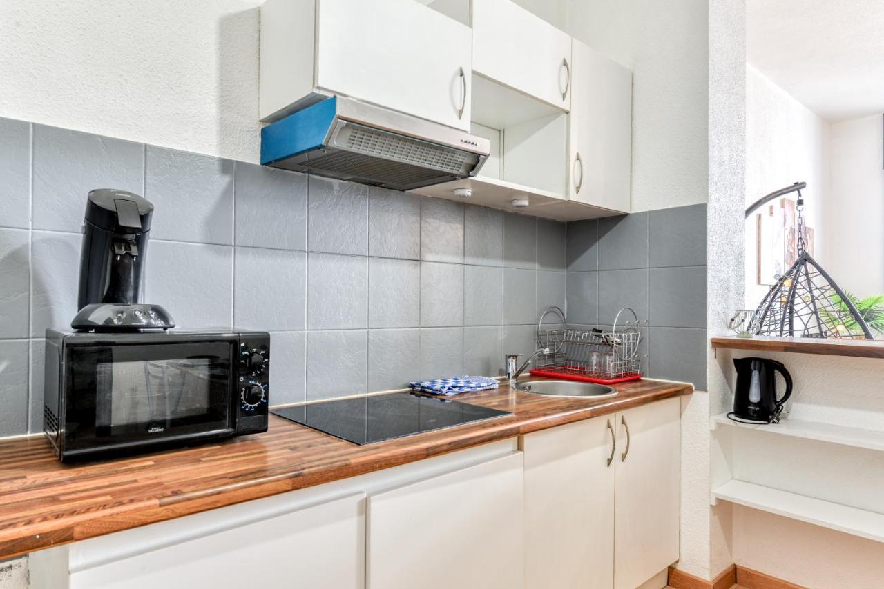 Parenthese Occitane -Wifi - Balneo- Parking Gratuit - Netflix Apartment Carcassonne Ngoại thất bức ảnh